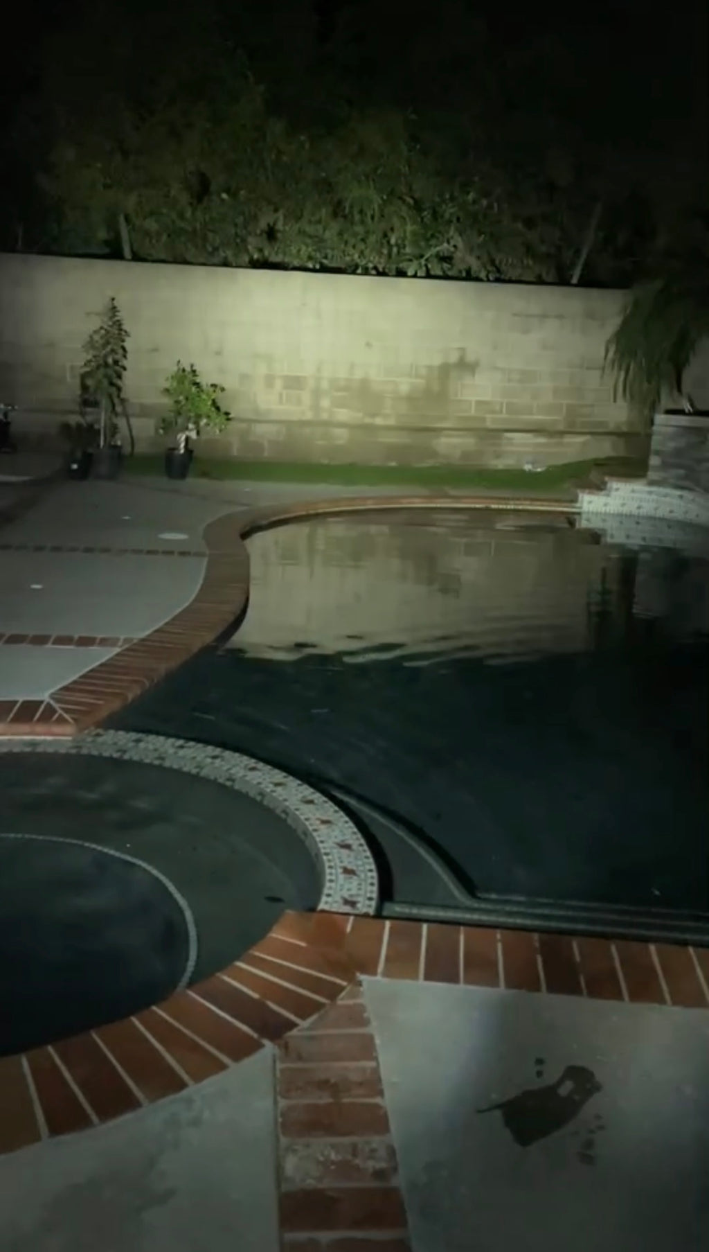 Battery-Powered Baja Light with On and Off Switch